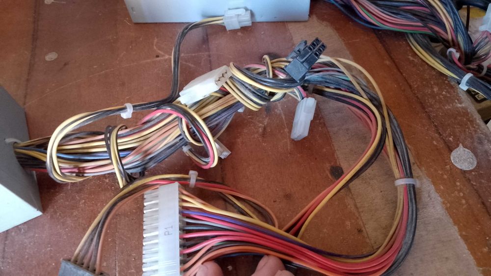 Блок питания компьютерный FSP 450W 400W Рабочий