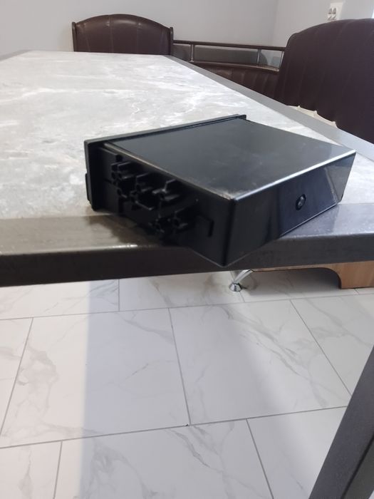 Продам підставку для стаканів в машину