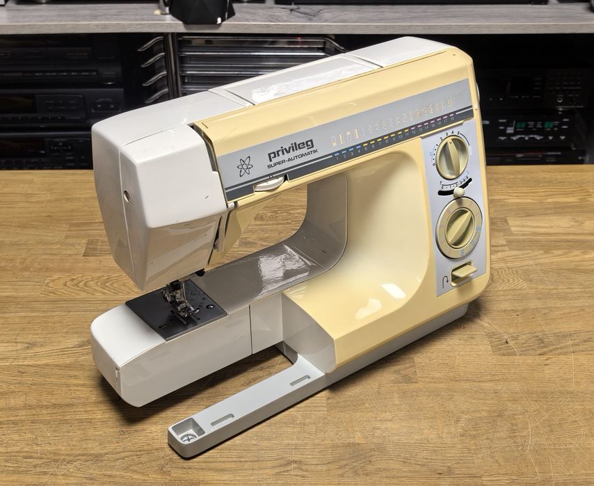 Швейна машинка Privileg Super automatik 5012EL