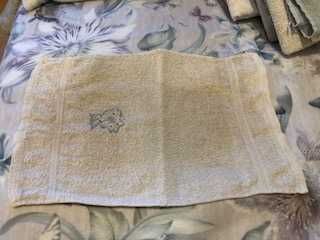 4 toalhas de maos cores diversas