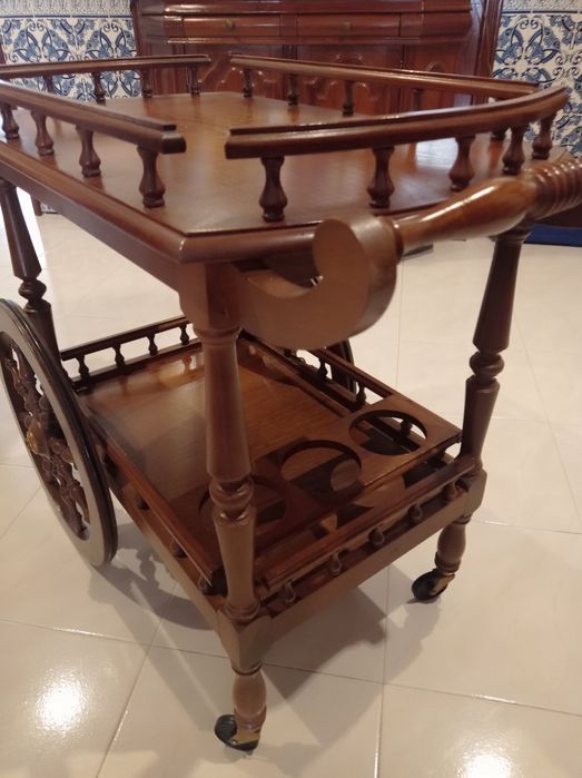 Carrinho de chá vintage