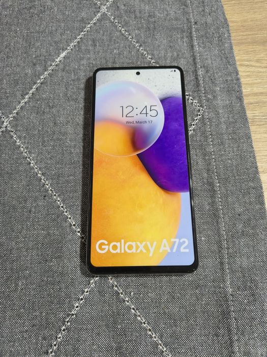 Atrapa telefonu Galaxy A72
