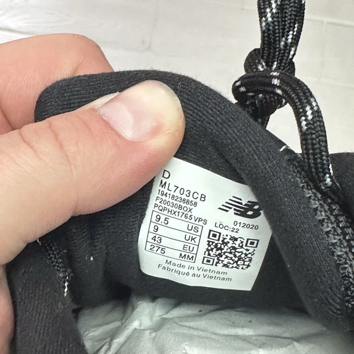 Чоловічі кросівки new balance 703