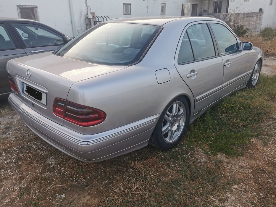 Mercedes E220 cdi avantgarde troco