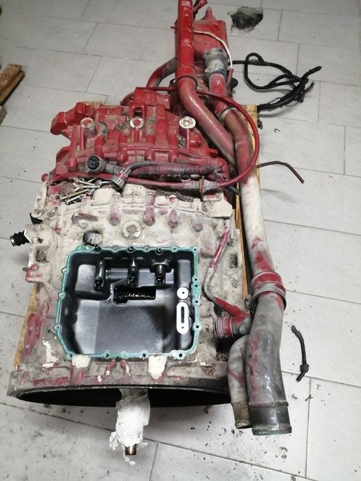 Caixa de velocidades ZF ASTRONIC 12AS 2301