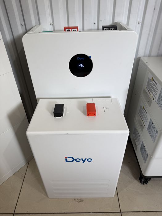 Deye RW-F16 — модульный LiFePO4 аккумулятор на 16 кВт·ч