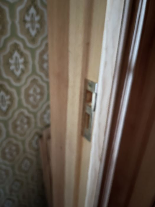 Дверные блоки межкомнатные с наличниками 4шт