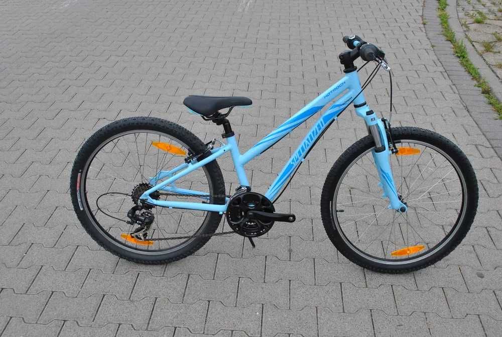 Idealny Rower młodzieżowy 24 Hotrock Specialized niebieski 21 biegów