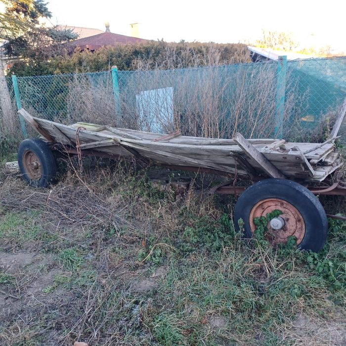 Wóz konny ma też zaczep do ciagnika