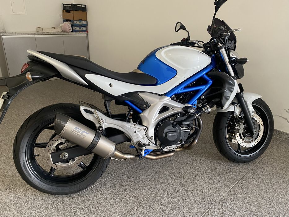 Suzuki SFV 650 Gladius