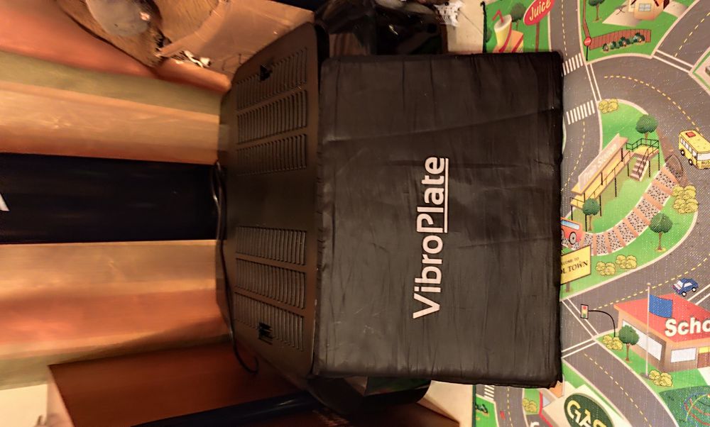 Vendo plataforma vibratória VibroPlate, usada