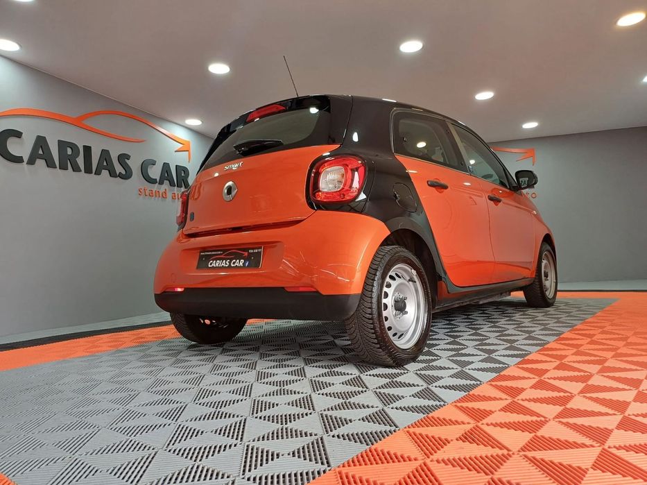Smart ForFour EQ Business Solution