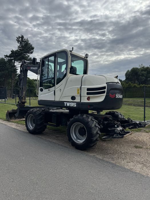 REZERWACJA Sprzedam koparkę Schaeff  TW95 Terex, rok prod.2017