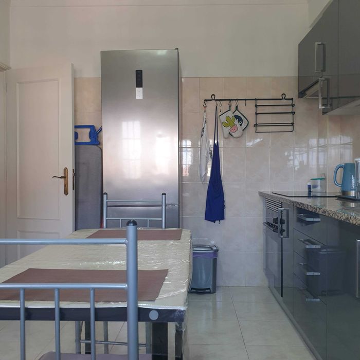 Quarto para arrendar