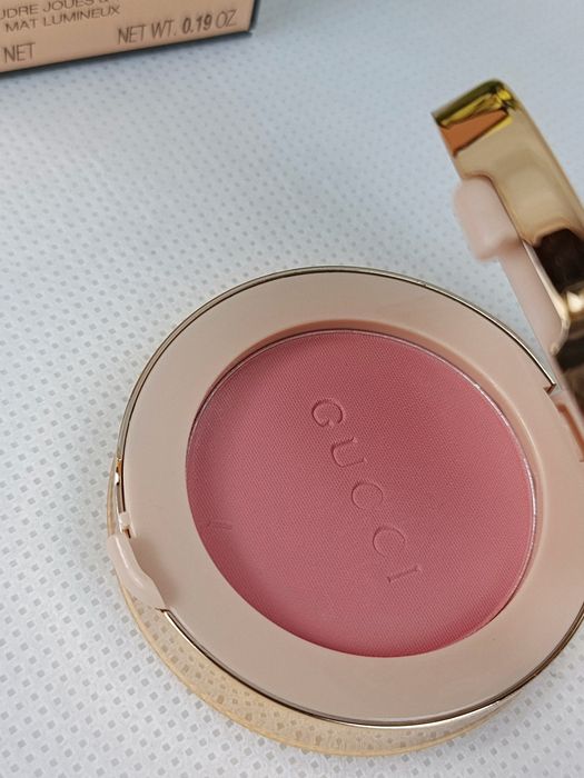 Gucci Blush de Beauté 04 Bright Coral – Róż do policzków i oczu