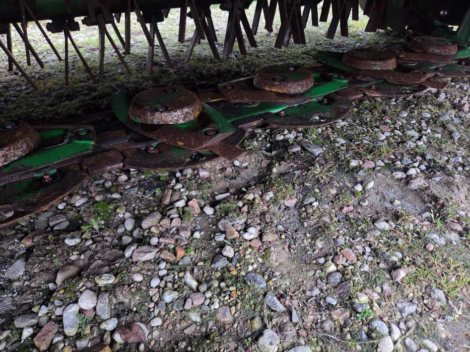 Import Kuhn Gmd john deere 331 rok 2020 z kondycjonerem