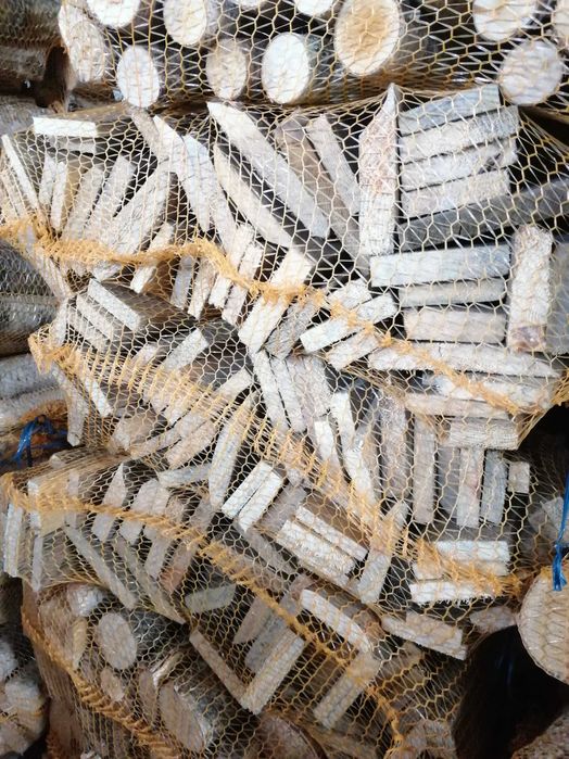 Worki, drewno kominkowe, opałowe do wędzenia, brykiet  pellet