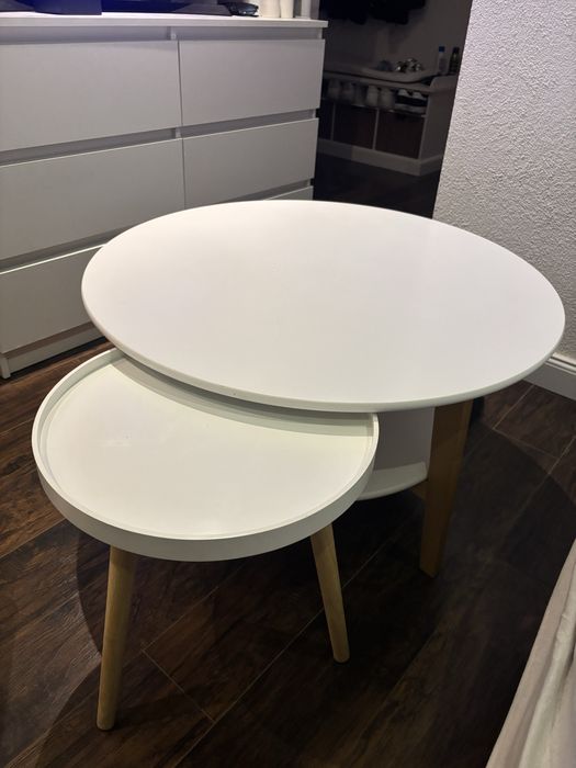 Stolik kawowy duzy bialy