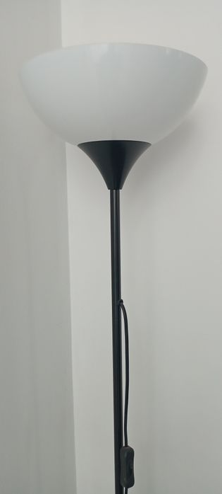 Vendo candeeiro de pé IKEA