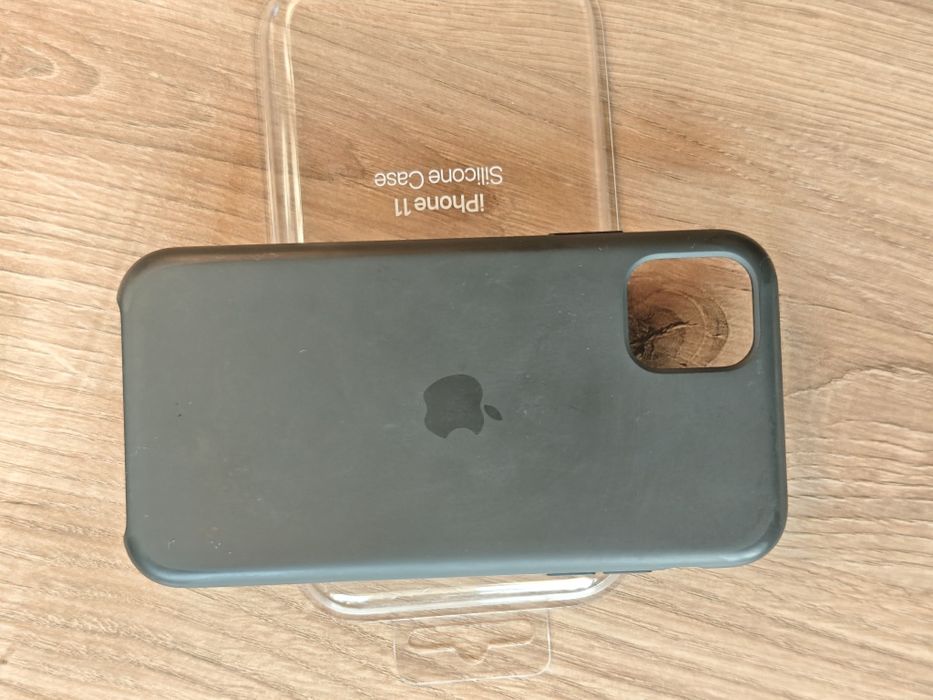 Silikonowe etui Apple iPhone 11 Silicone Case - czarne