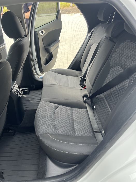 Продам власний Kia XCeed Business 2020 року.