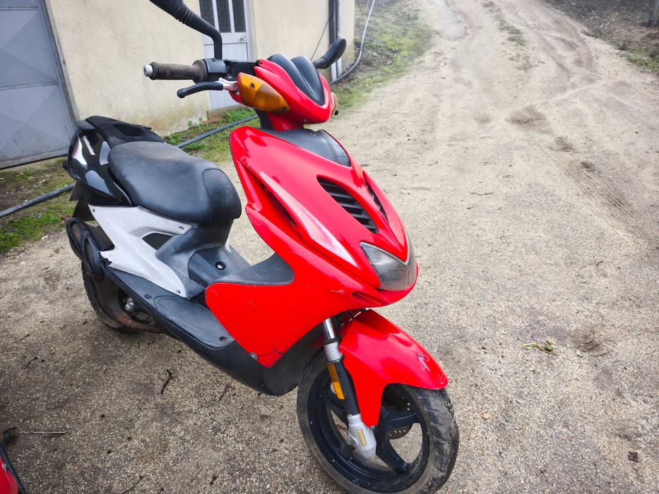 Scooter Yamaha Aerox 50cc e Outras