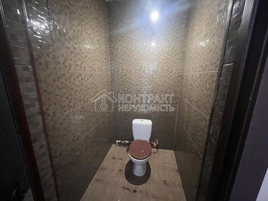 Продам новий будинок і земельну ділянку 25 соток селище Щасливе