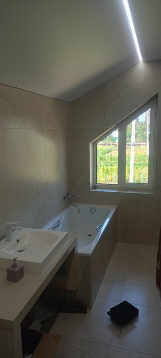 Ремонт квартир та будинків