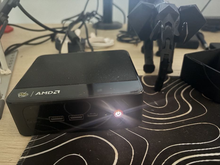 Mini pc ryzen 7 ddr5 32Gb RAM 512 nvme