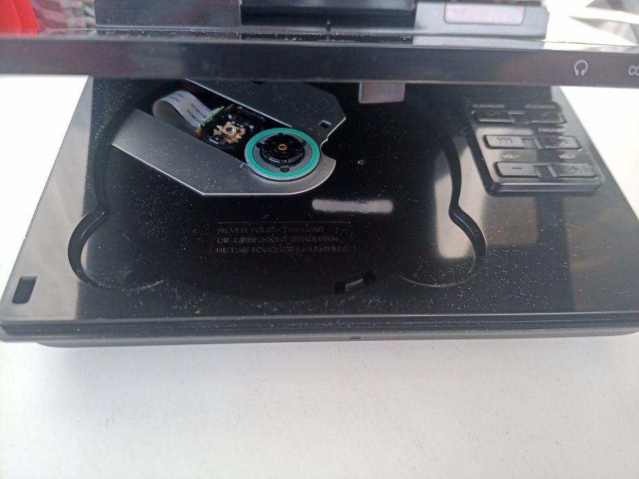 DVD плейер Tomson