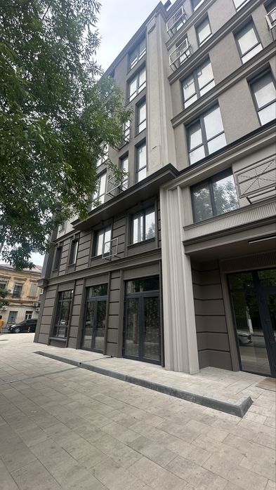 Коммерческое помещение в центре, супермаркет, ресторан, клиника – pohled 4