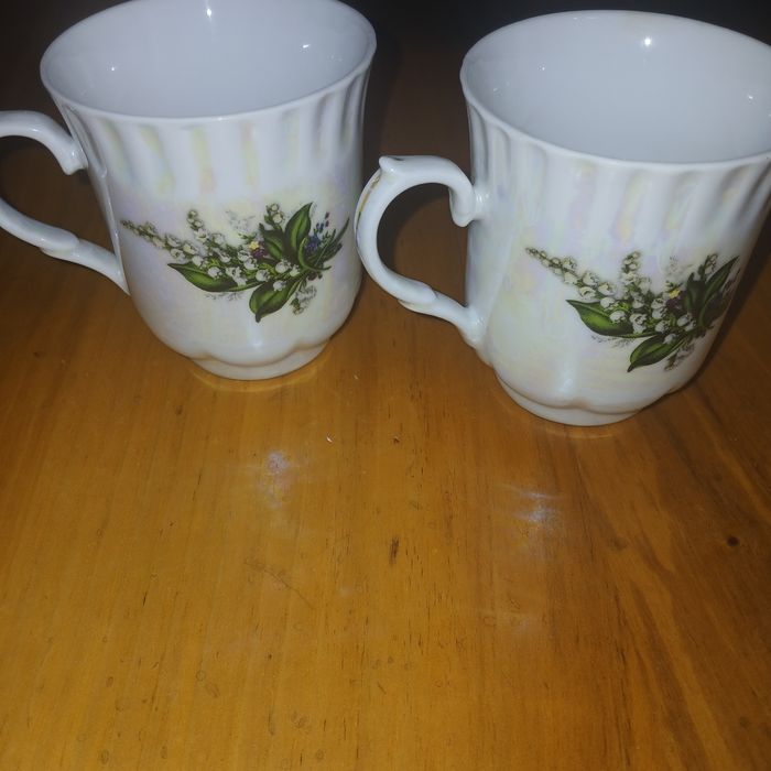 Sprzedam Kubki 2szt.poj.300ml