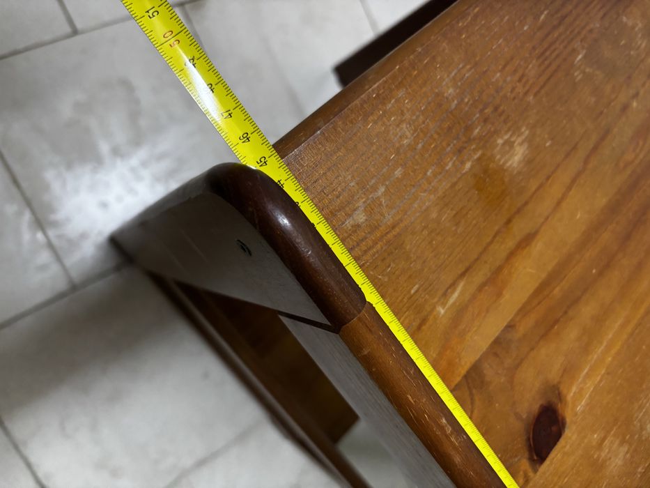 Movel de apoio em madeira