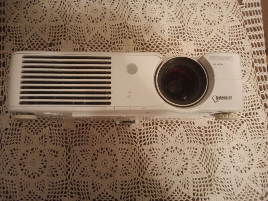 Projektor Sharp Notevision PG-A10X "czytaj opis"