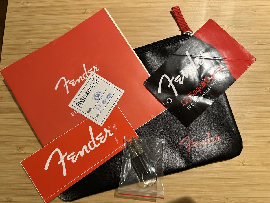 Baixo Fender American Ultra II Precision MN Ultraburst (USA)