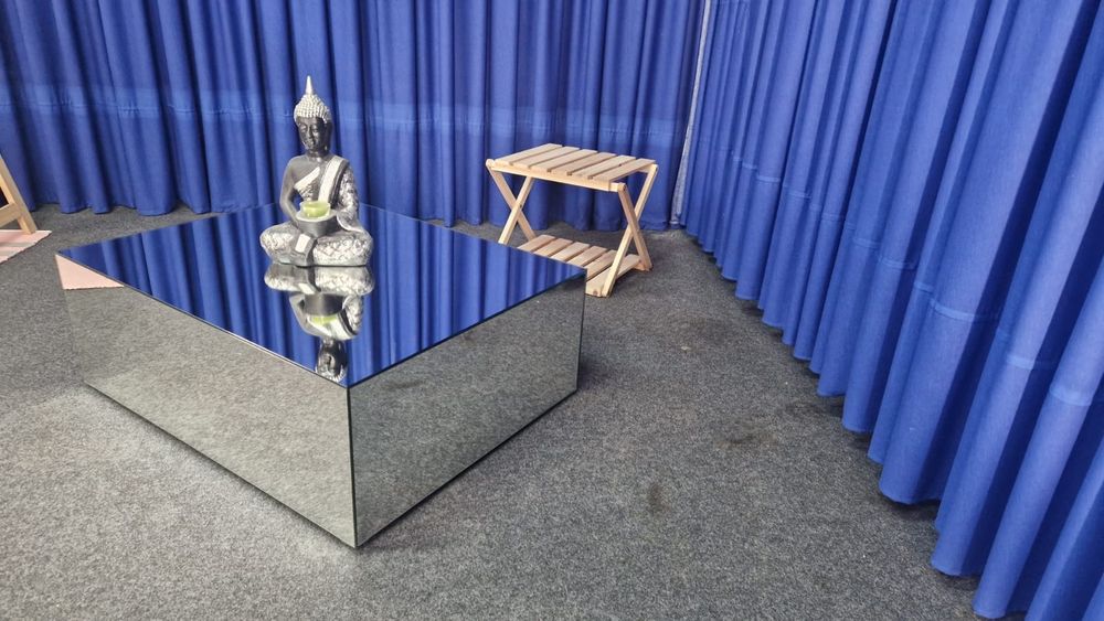 Mesas de centro espelhadas