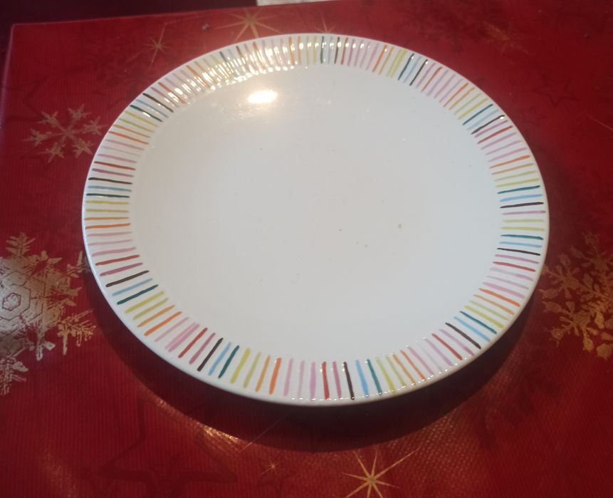 Conjunto de pratos para 6 pessoas