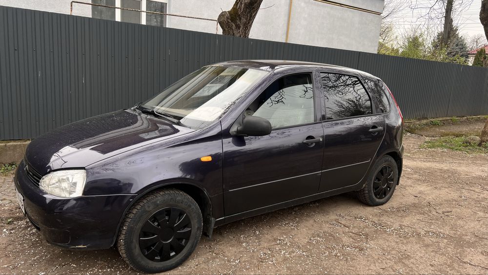 Машина лада калина