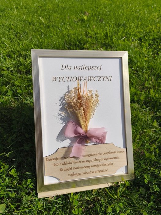 Grawerowany prezent dla nauczyciela