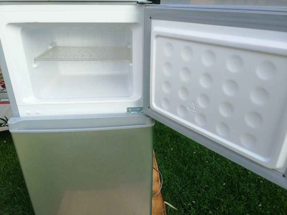 Sprzedam lodówkę