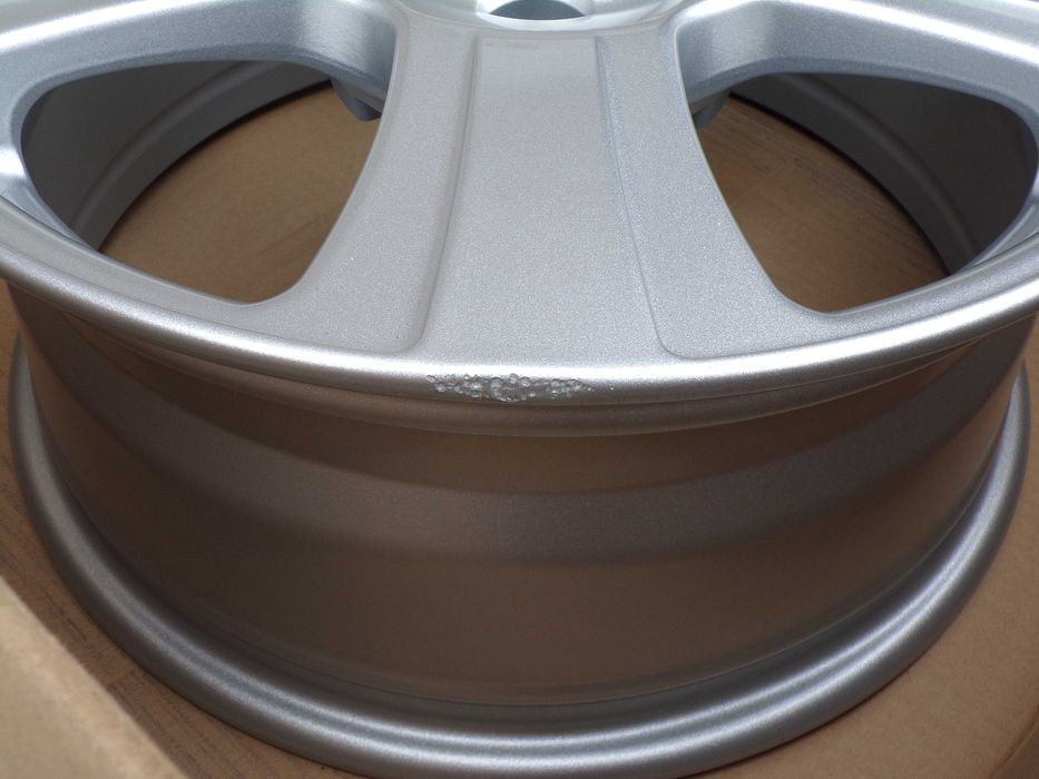 Felgi aluminiowe GMP Italia 16 5x114,3 et35 uszkodzeniatransportowe