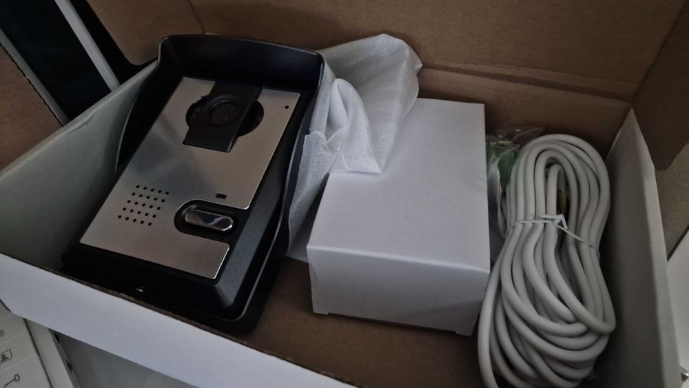 Video Porteiro 7" LCD com Mãos-Livres e Instalação Fácil