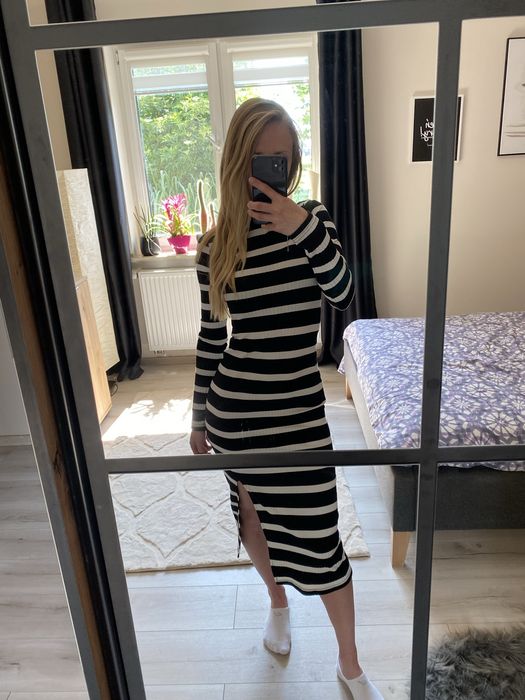 Sukienka wiosenna midi rozciecie