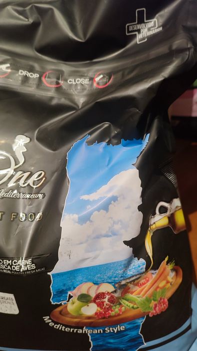 Ração Happy One Mediterraneum Sterilized Cat 7Kg
(8)