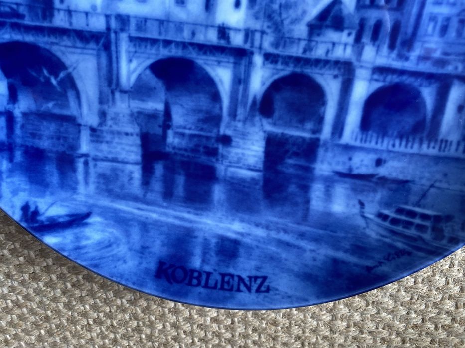 Berlin Decorative Plate437155755501834241