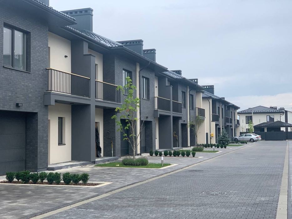 Продається Таунхаус в Котеджному містечку Family Town