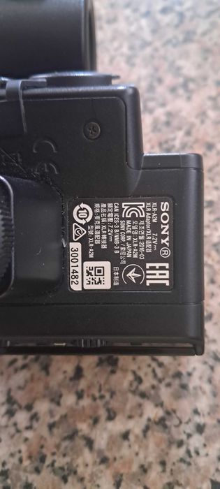 Sony FDR AX-700 como nova + acessórios de som profissional