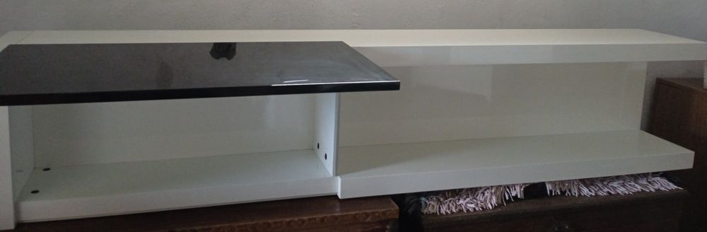 Movél de televisão