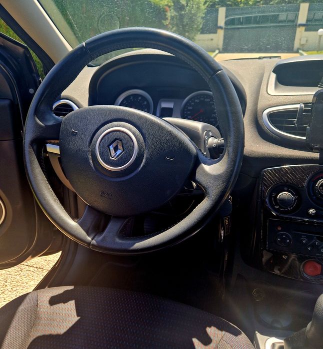 Renault Clio III 1.2 (2006)  – Bem Estimado
