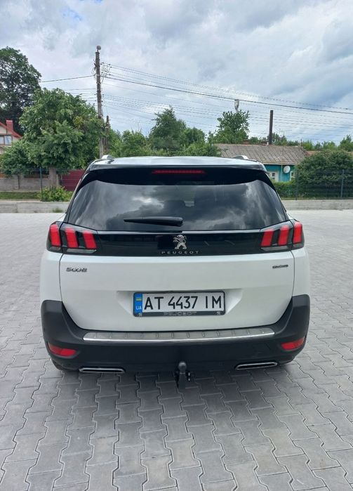 Aвтомобіль PEGEOT GTLine 5008